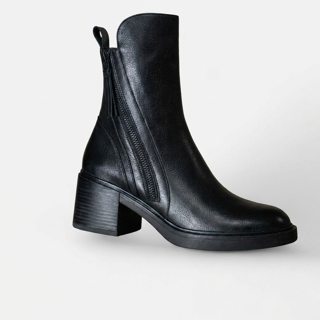 Jet Black — Clean Product